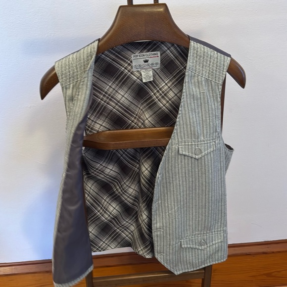 POP ICON CLOTHING vest size Large - Picture 4 of 6